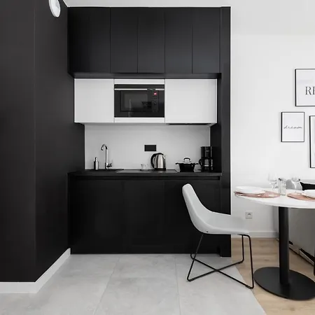 Shellter 117 M - By Jantar Apartment
