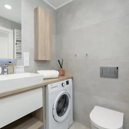Shellter 117 M - By Jantar Apartmán